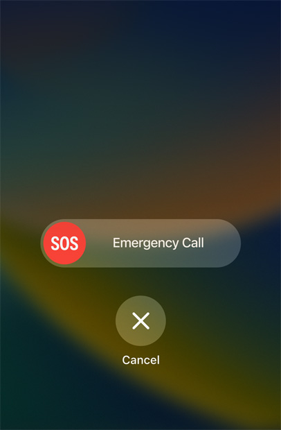 En iPhone-skærm viser opkald med Nød-SOS.